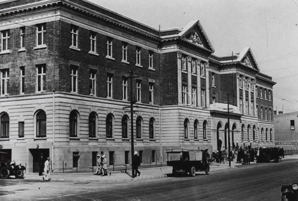 1928 front block